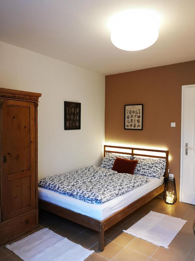 Gyoengyszem Vendeghaz Hotel Егер Екстериор снимка