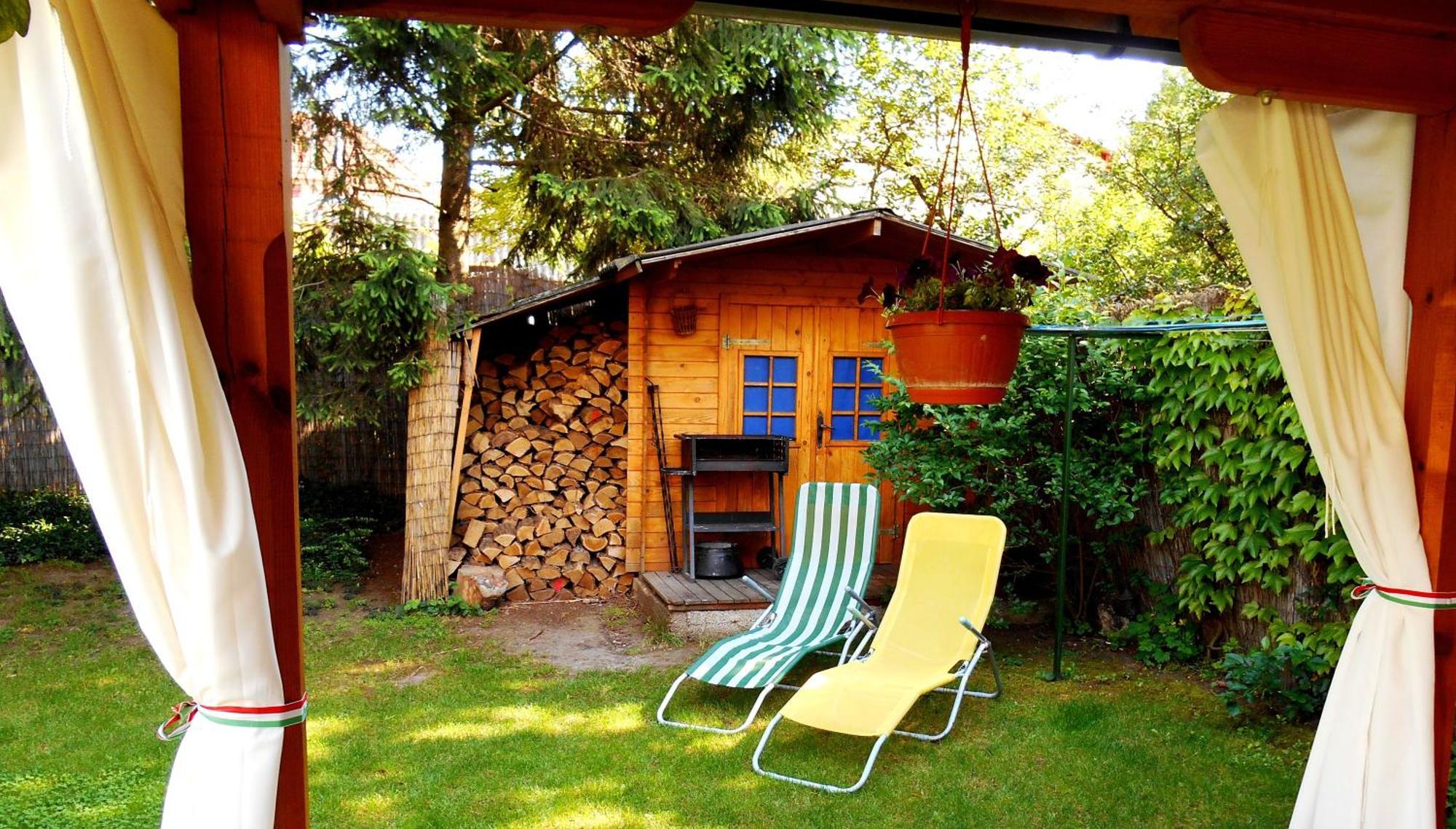 Gyoengyszem Vendeghaz Hotel Егер Екстериор снимка