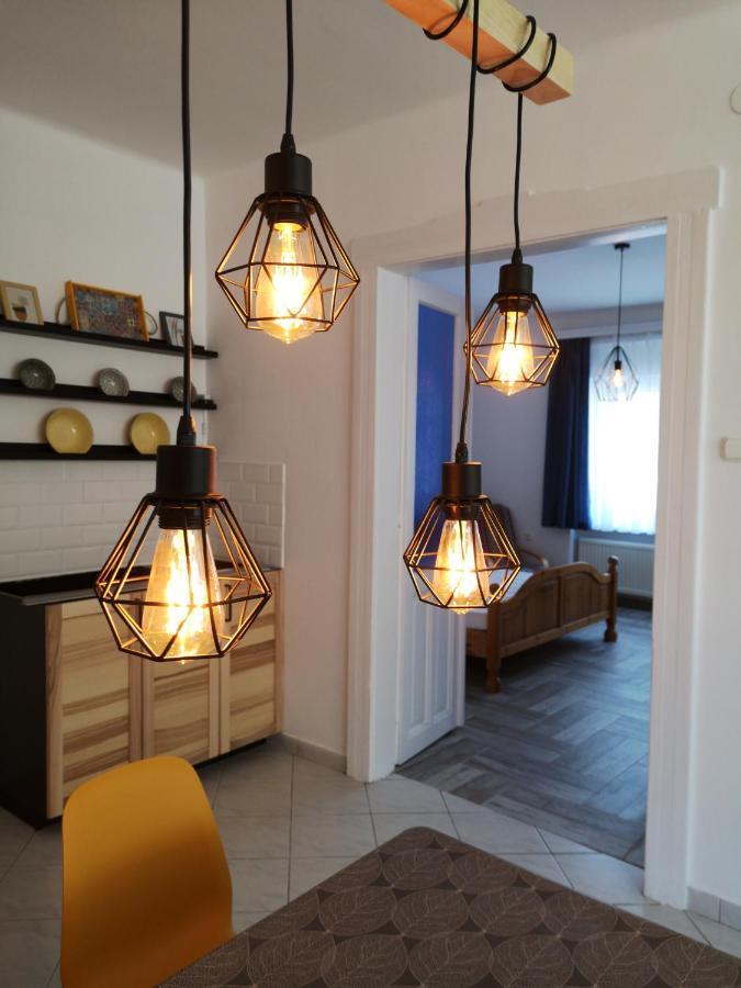 Gyoengyszem Vendeghaz Hotel Егер Екстериор снимка